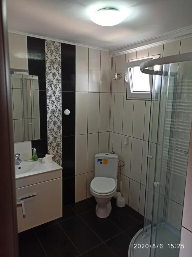 Casa Tiky Hotel Timisoara Ngoại thất bức ảnh