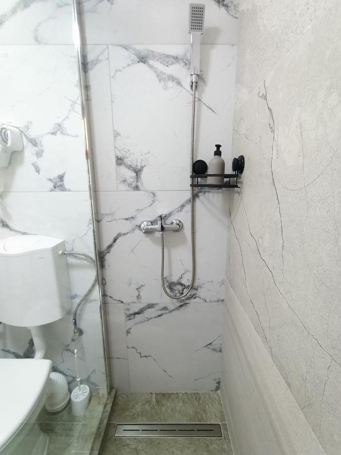 Casa Tiky Hotel Timisoara Ngoại thất bức ảnh