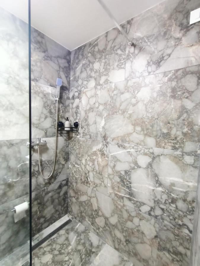 Casa Tiky Hotel Timisoara Ngoại thất bức ảnh
