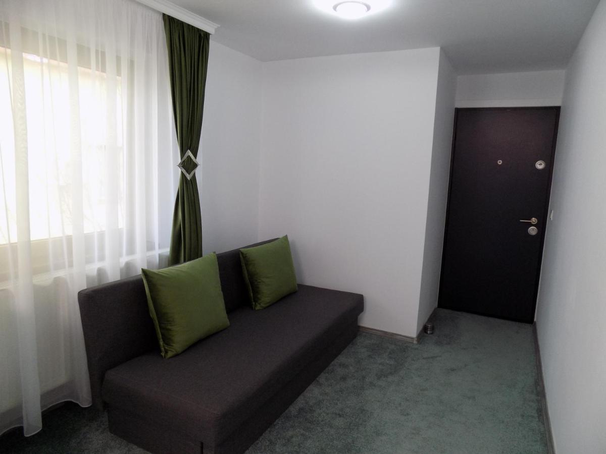 Casa Tiky Hotel Timisoara Ngoại thất bức ảnh
