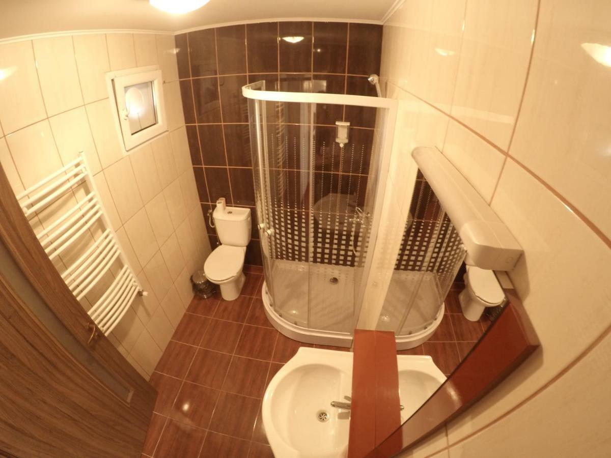 Casa Tiky Hotel Timisoara Ngoại thất bức ảnh