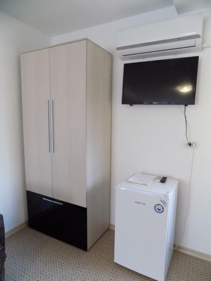 Casa Tiky Hotel Timisoara Ngoại thất bức ảnh